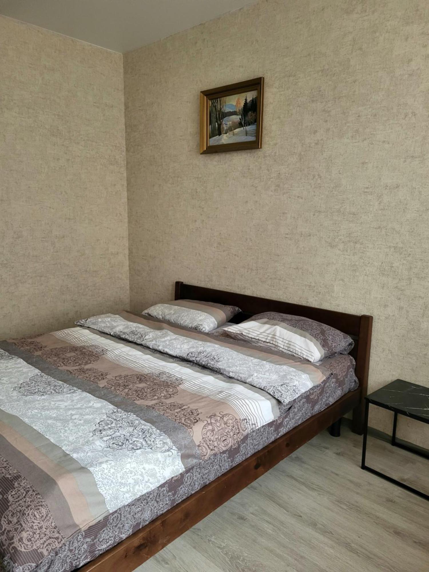 Семицвіт Lägenhet Lviv Exteriör bild